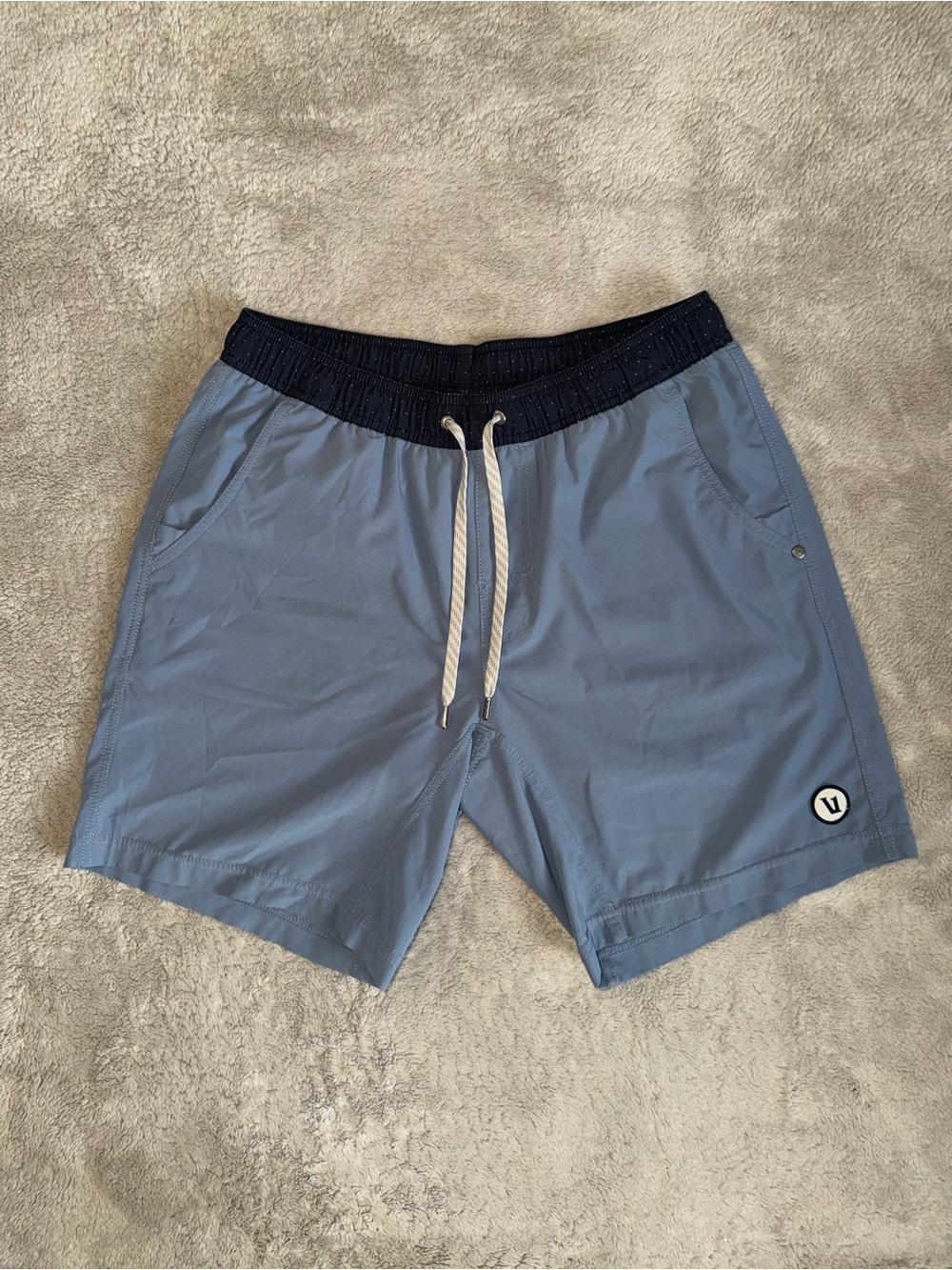 Vuori Kore Shorts 7.5” Lined Men’s Medium In Cloud Blue Running Performance